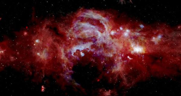 Рядом со сверхмассивной чёрной дырой в центре нашей галактики обнаружена зарождающаяся звезда 